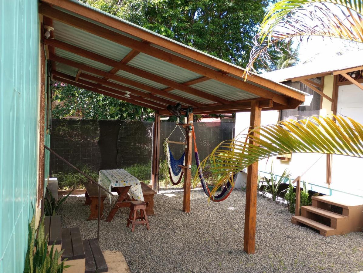 Container House Cahuita Hotel Eksteriør billede