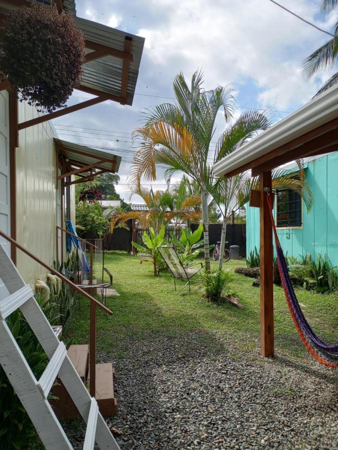 Container House Cahuita Hotel Eksteriør billede