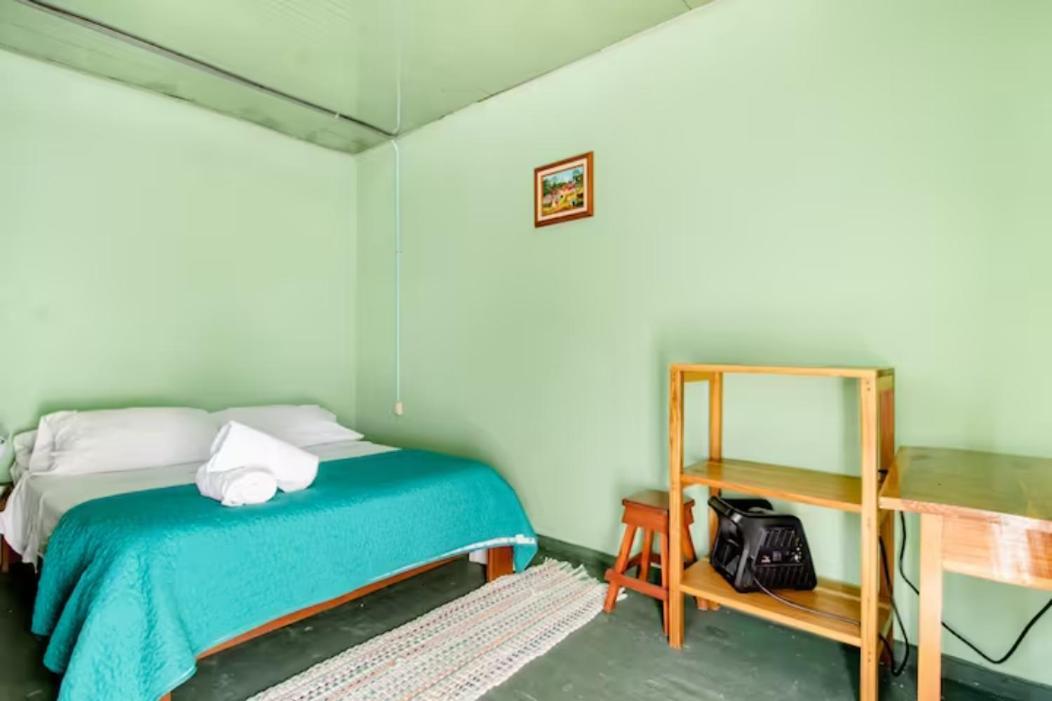 Container House Cahuita Hotel Eksteriør billede